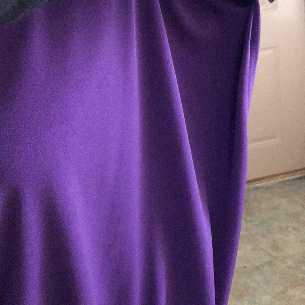 Top - Picture 3 of 5
